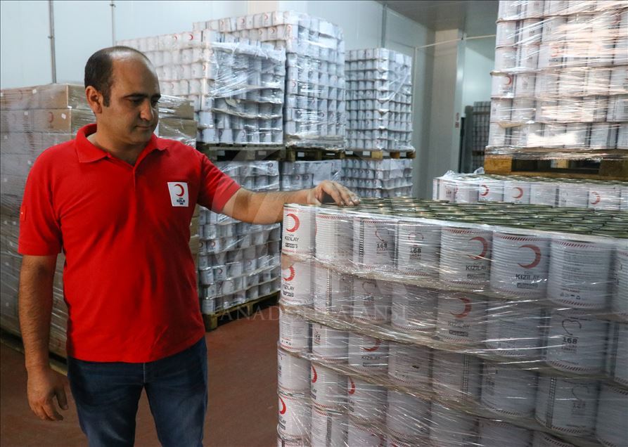 Türk Kızılay konserve kurban etlerini 2,5 milyon kişiye ulaştıracak