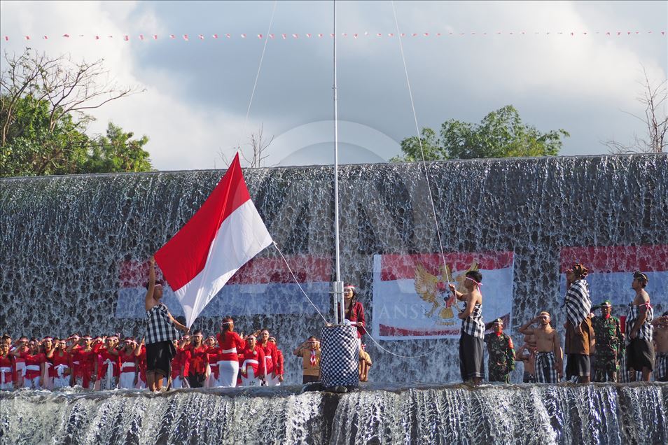 Upacara peringatan HUT RI ke-74