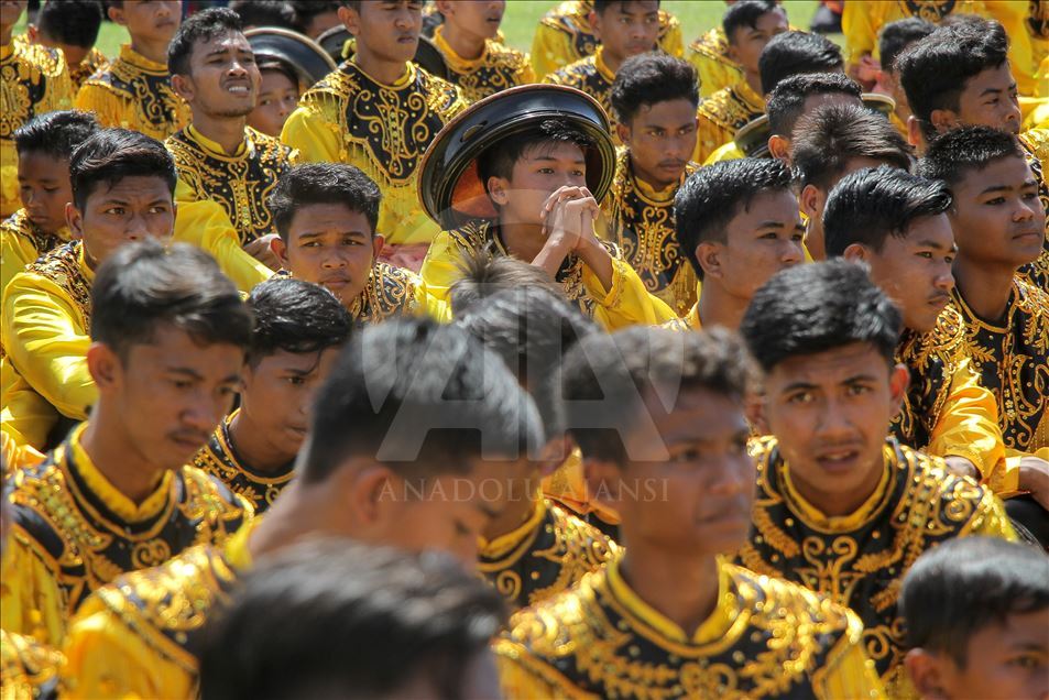 Indonezi, me vallëzim tradicional shënohet Dita e Pavarësisë 
