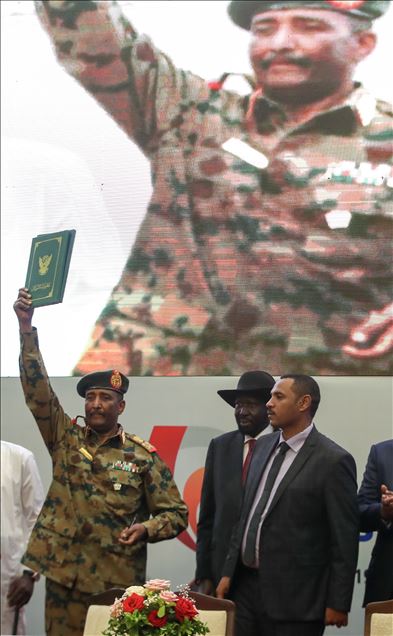 السودان.. التوقيع النهائي للوثيقة الدستورية للمرحلة الانتقالية