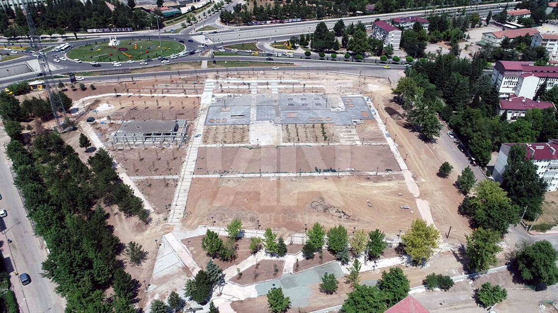 Bombalanan emniyet binası 'millet bahçesi'ne dönüşüyor