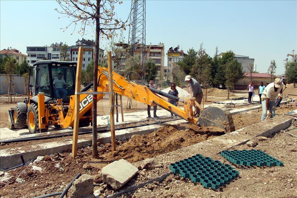 Bombalanan emniyet binası "millet bahçesi"ne dönüşüyor