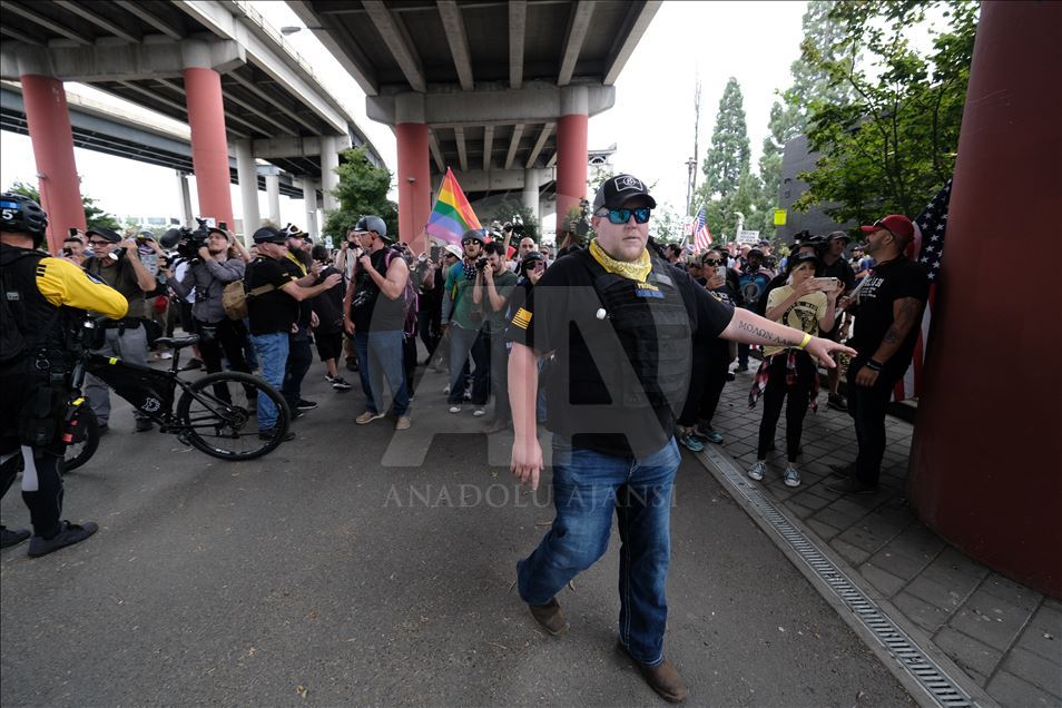 OR: Proud Boys Demonstrate In Portland