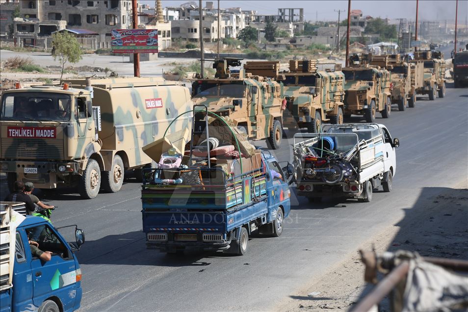 İdlib'de askeri konvoya saldırı
