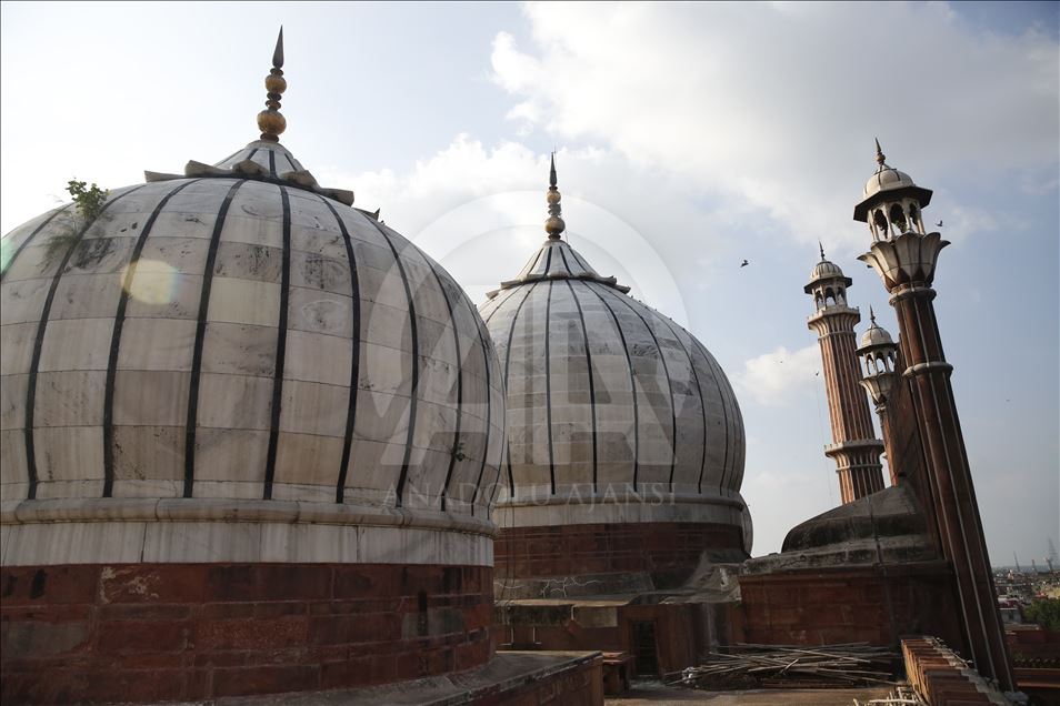 Yeni Delhi'deki Cuma Camisi