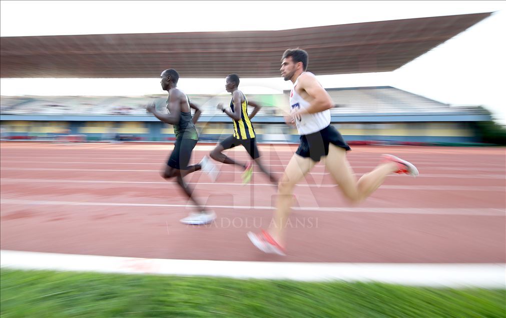 Turkcell Türkiye Atletizm Süper Ligi ve Spor Toto Atletizm 1. Ligi
