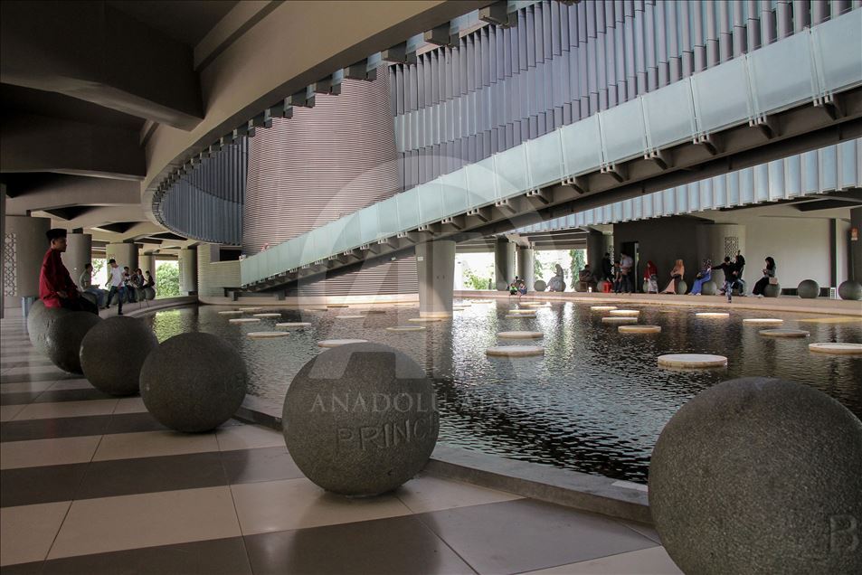 Museum Tsunami Aceh