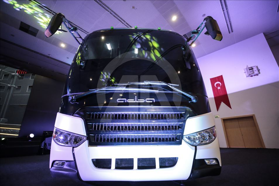 Türkiye'nin ilk sivil zırhlı midibüsü "Adba" göreve hazır
