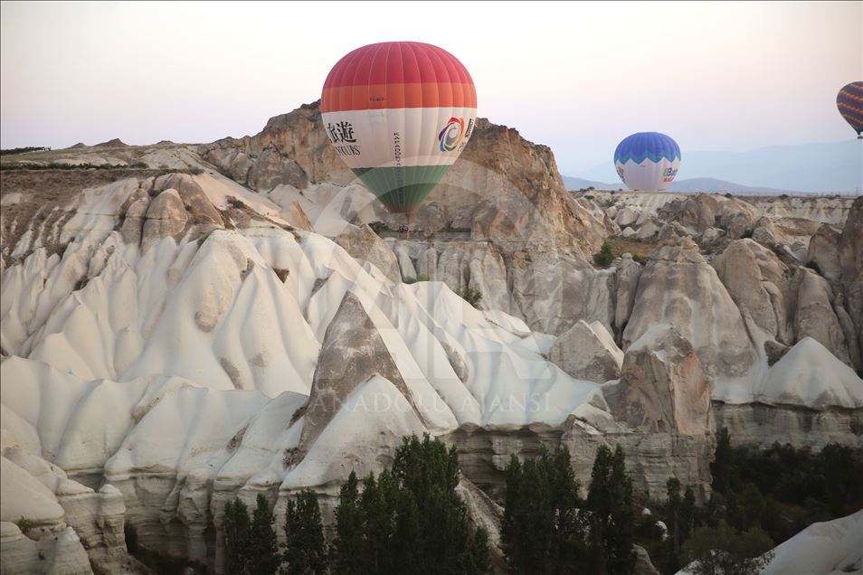 Dünyanın en gözde sıcak hava balon merkezi "Kapadokya"