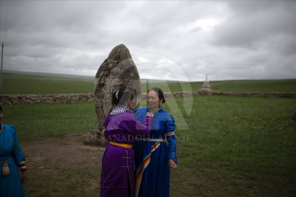 El ritual en Mongolia para pedirle a la naturaleza pureza y misericordia