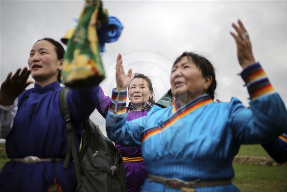 El ritual en Mongolia para pedirle a la naturaleza pureza y misericordia