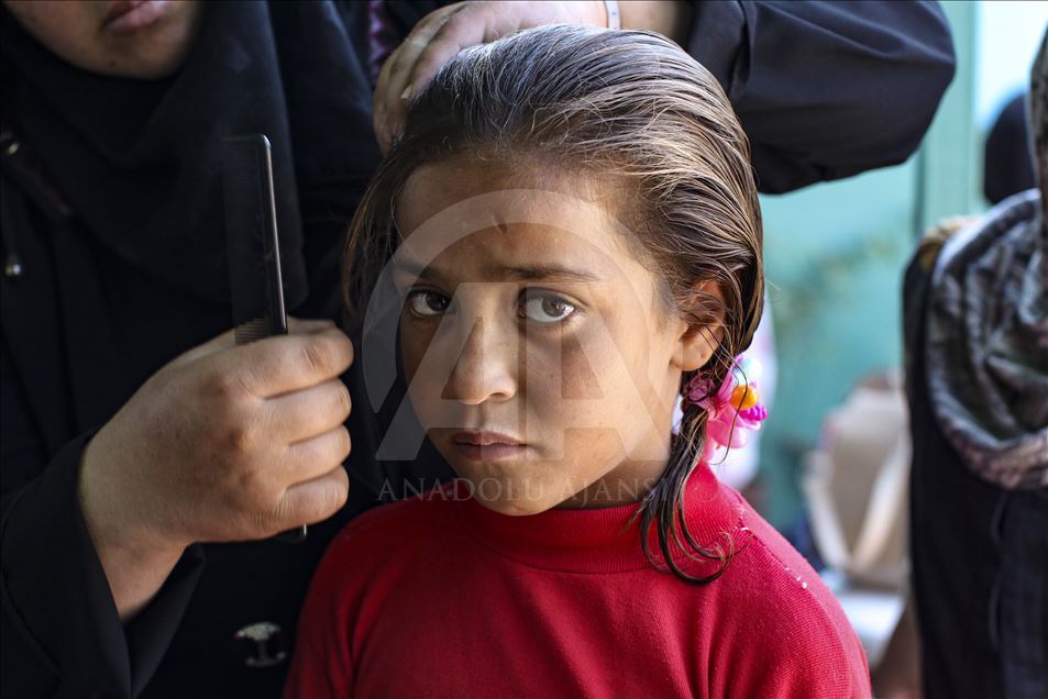 Suriye'de "Hem Saçlara Hem Kalplere Örgü" projesi