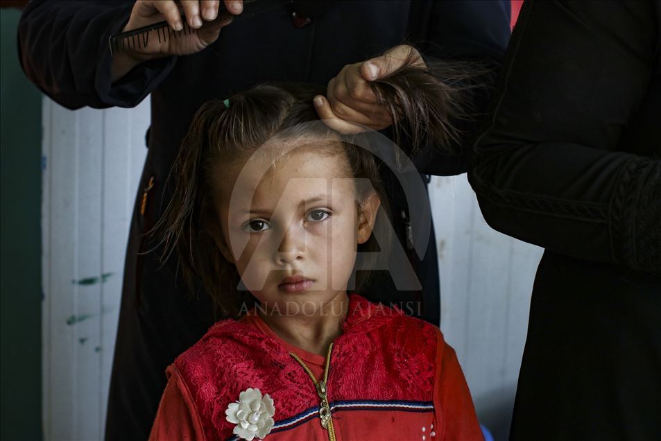 Suriye'de "Hem Saçlara Hem Kalplere Örgü" projesi