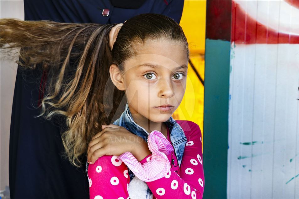 Suriye'de "Hem Saçlara Hem Kalplere Örgü" projesi