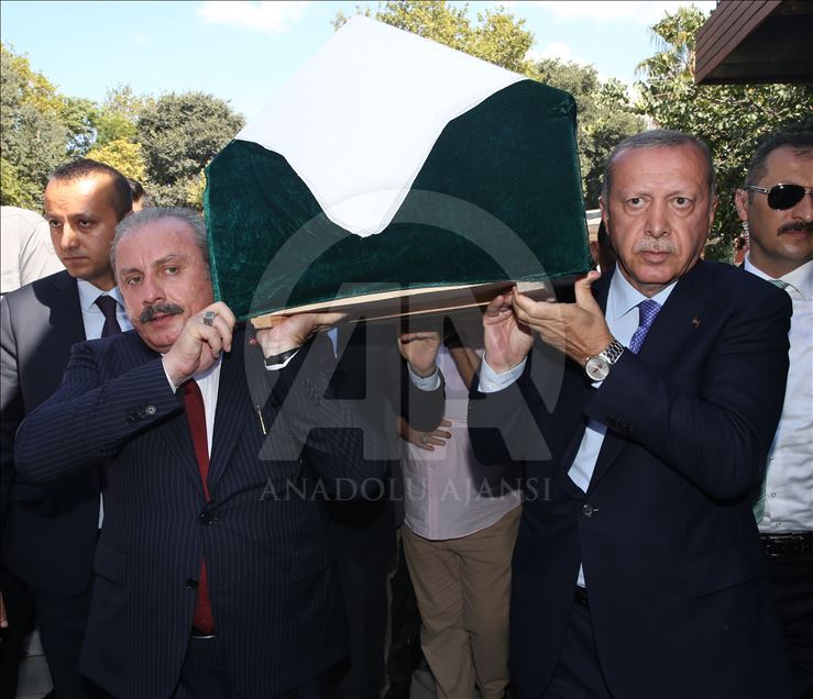 Cumhurbaşkanı Recep Tayyip Erdoğan, Şenler’in cenaze namazına katıldı