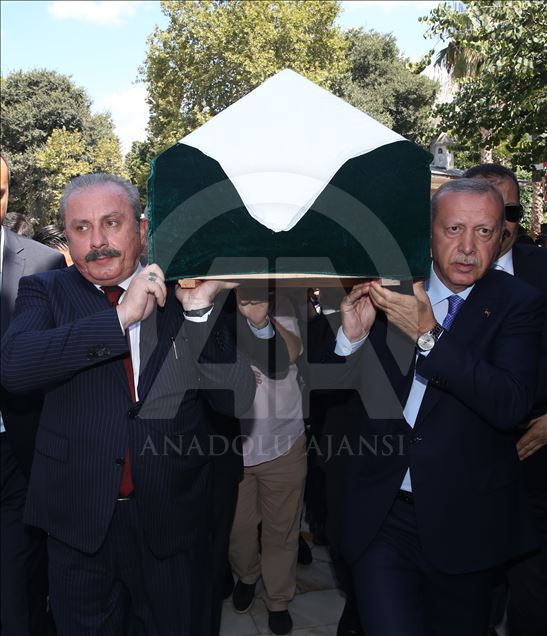 Cumhurbaşkanı Recep Tayyip Erdoğan, Şenler’in cenaze namazına katıldı