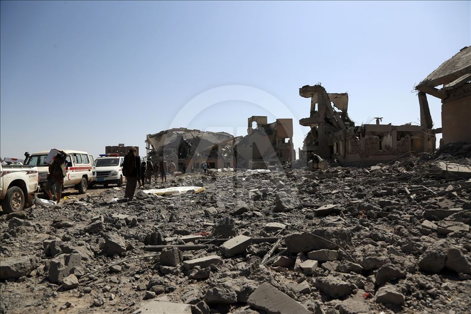 قتلى وجرحى في قصف للتحالف استهدف سجنا يديره الحوثيون وسط اليمن
