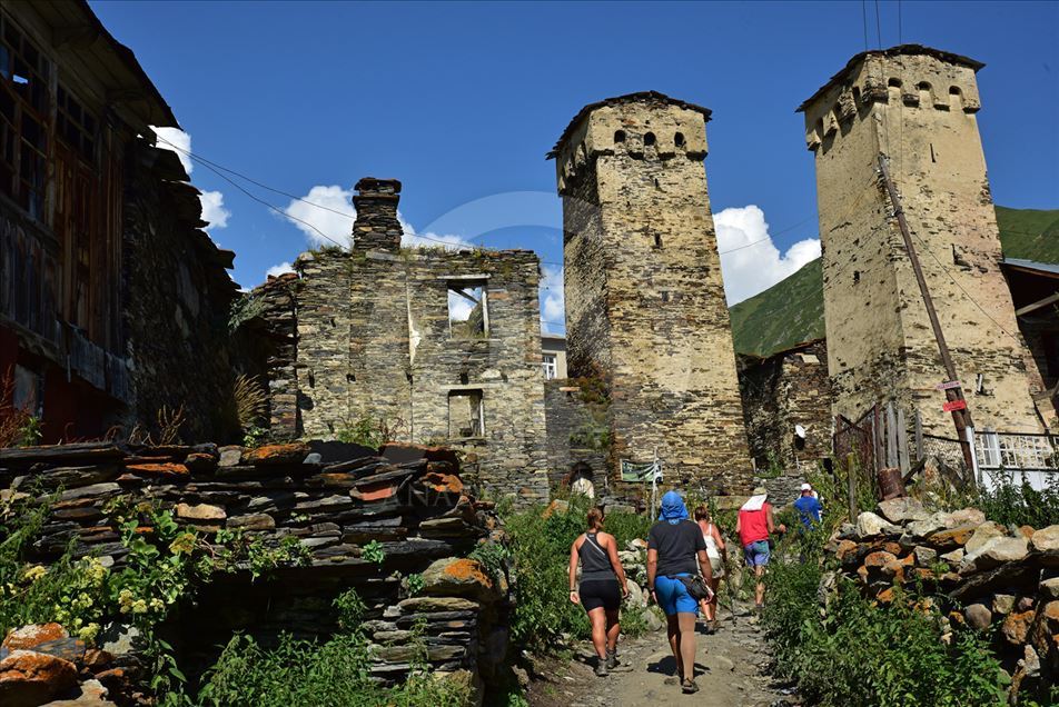 Ushguli: Un asentamiento medieval en el Cáucaso
