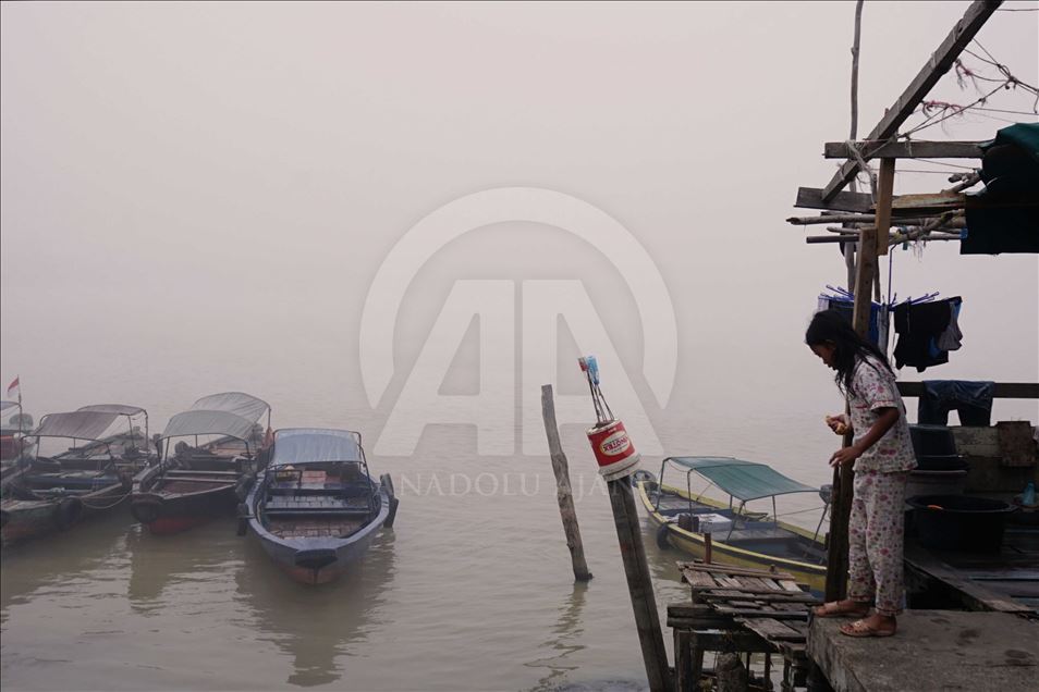 Kabut asap selimuti Palembang