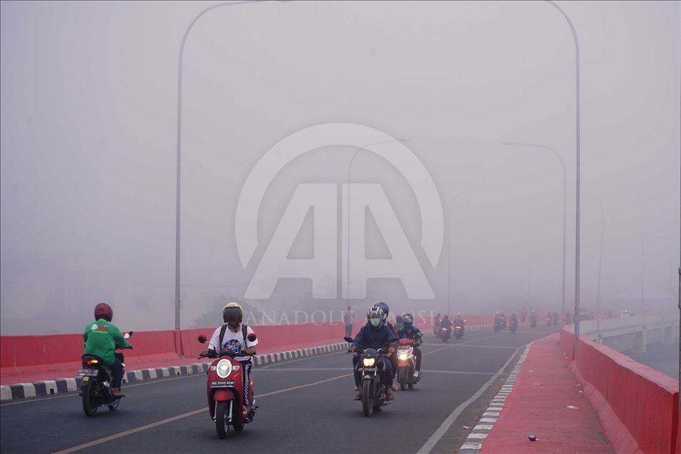 Kabut asap selimuti Palembang