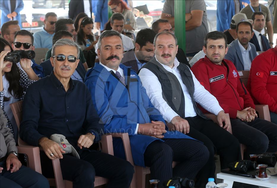 Sanayi ve Teknoloji Bakanı Mustafa Varank, roket yarışmasını izledi
