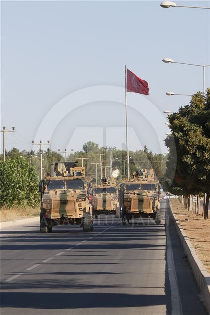 نخستین گشتزنی زمینی ترکیه و آمریکا در شرق فرات آغاز شد