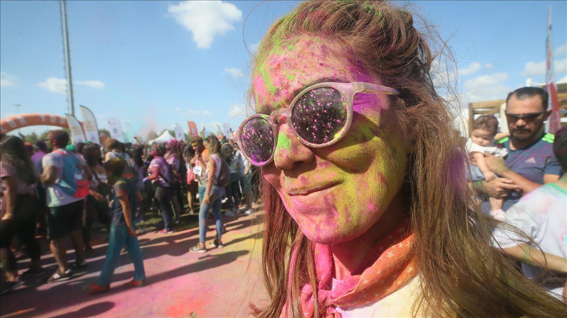 İstanbul'da "renkli koşu" festivali 