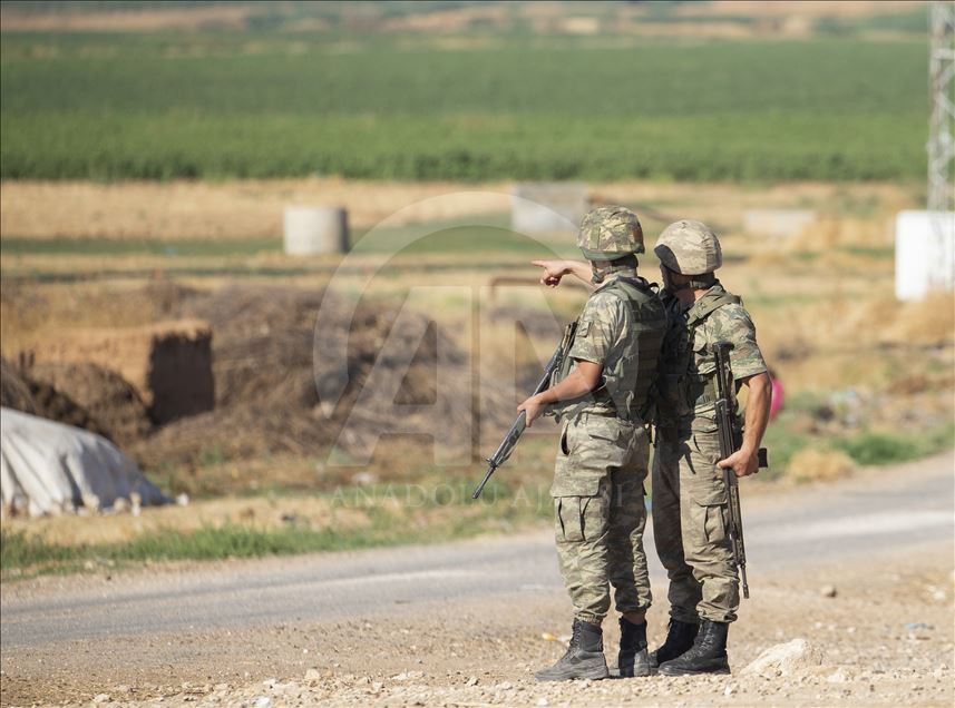 نخستین گشتزنی زمینی ترکیه و آمریکا در شرق فرات آغاز شد