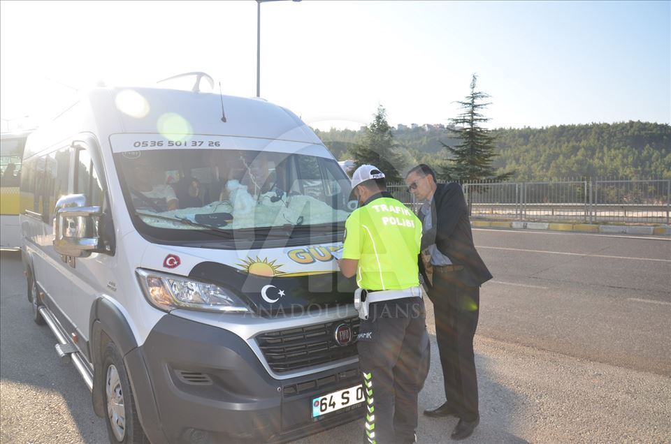 İçişleri Bakanlığından okul çevrelerinde ve servis araçlarında sıkı denetim