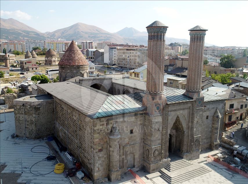 علاقه گردشگران خارجی و داخلی به استان ارزروم ترکیه