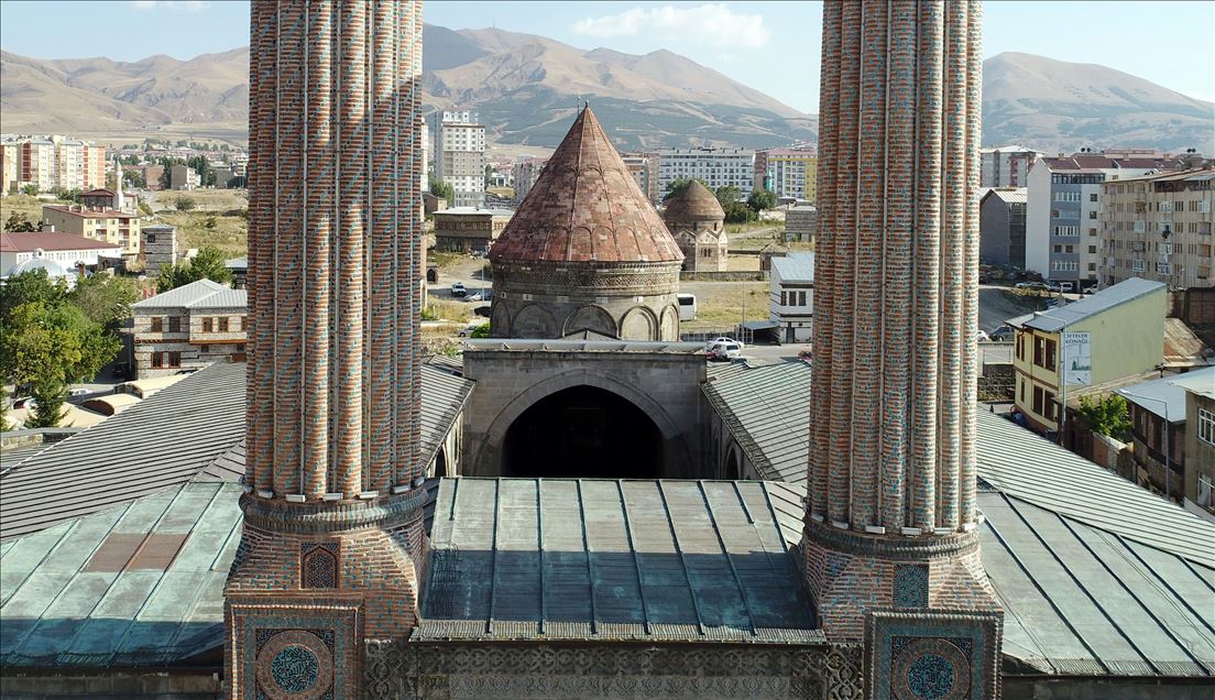 علاقه گردشگران خارجی و داخلی به استان ارزروم ترکیه