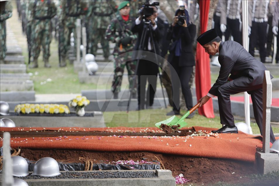 Prosesi pemakaman BJ Habibie presiden ke-3 RI
