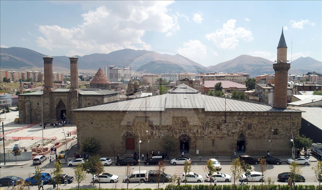 علاقه گردشگران خارجی و داخلی به استان ارزروم ترکیه