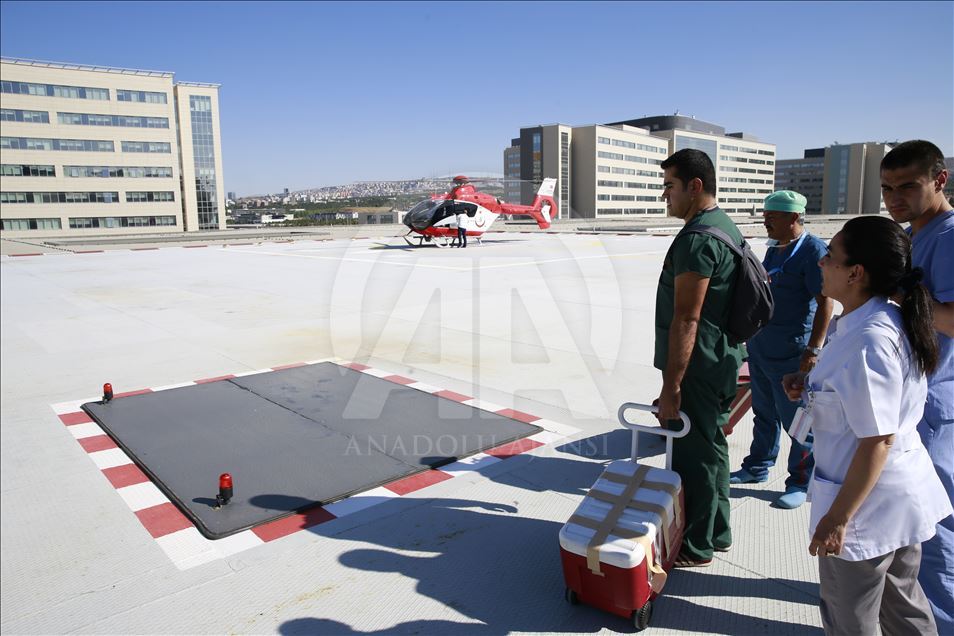 Ankara Şehir Hastanesi'nde helikopter ambulansla ilk organ transferi