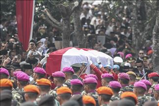 Prosesi pemakaman Presiden ke-3 RI BJ Habibie