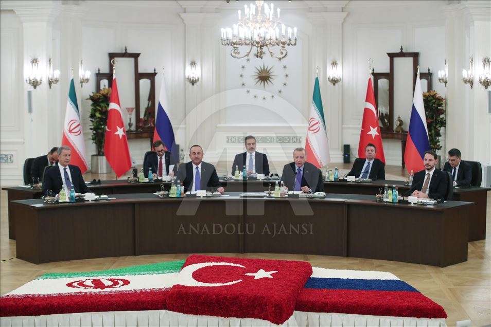 دیدار سه جانبه روسای جمهوری ترکیه، ایران و روسیه آغاز شد