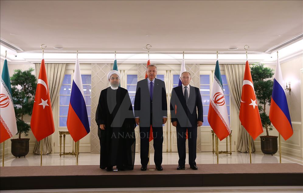 آغاز نشست روسای جمهور ترکیه، ایران و روسیه در آنکارا