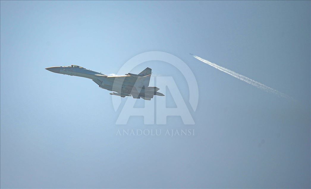 Rus uçağı Su-35,TEKNOFEST İstanbul'da gösteri uçuşu yaptı
