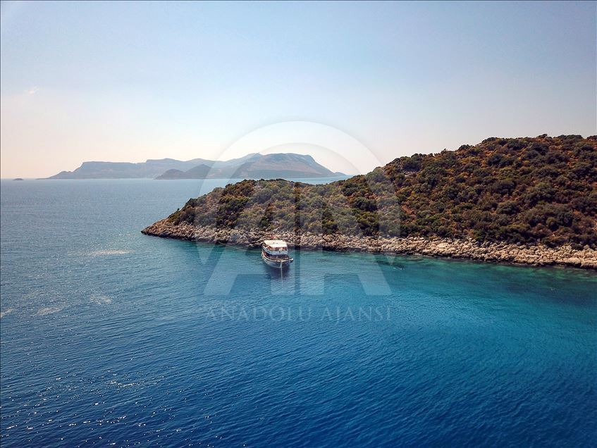 "Mavi derinliklerin kaşifleri" Kaş'ta yetişiyor