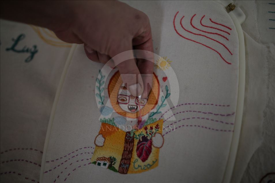 Inmates Embroidering their Stories in Colombia