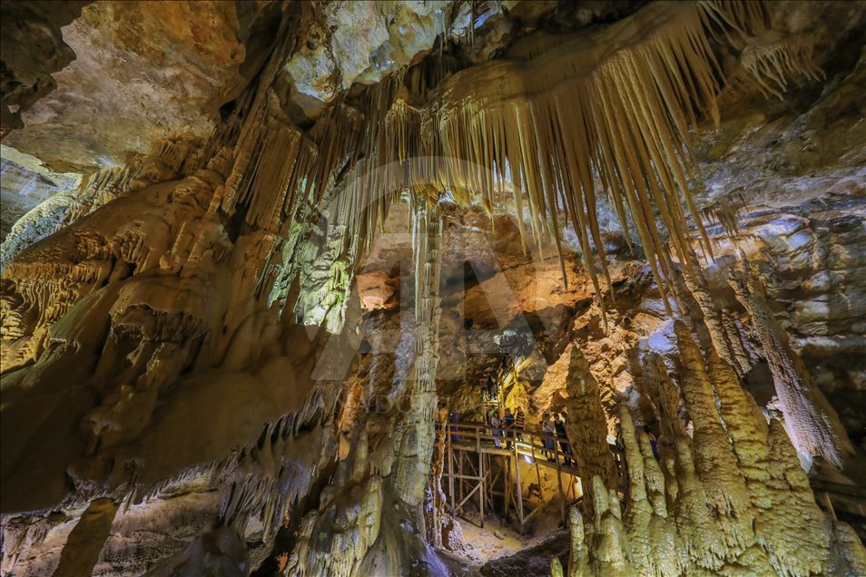 Пещера Караджа – сказочный подземный мир Турции
