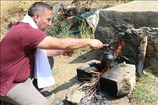 Mêşvanên li Çiyayê Herekolê ji hingivê îsal bi hêvî ne