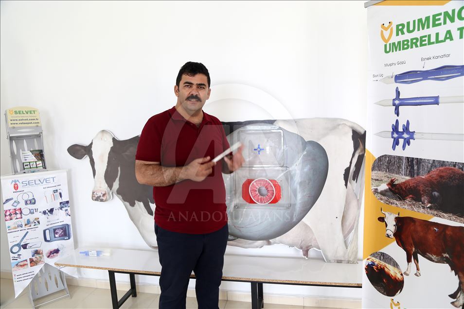 بيطري تركي يبتكر آلة تنقذ الحيوانات من النفوق "اختناقًا" 
