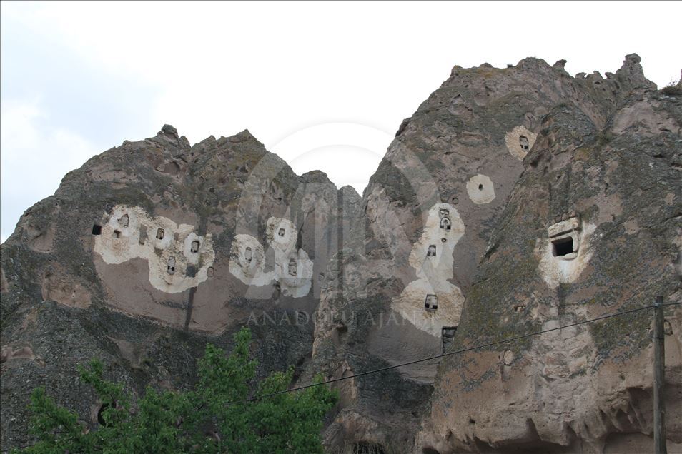 Kapadokya'nın minyatürü "Soğanlı Vadisi" eski günlerini arıyor