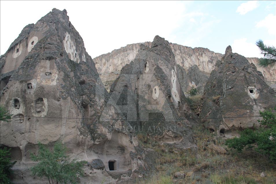 Kapadokya'nın minyatürü "Soğanlı Vadisi" eski günlerini arıyor