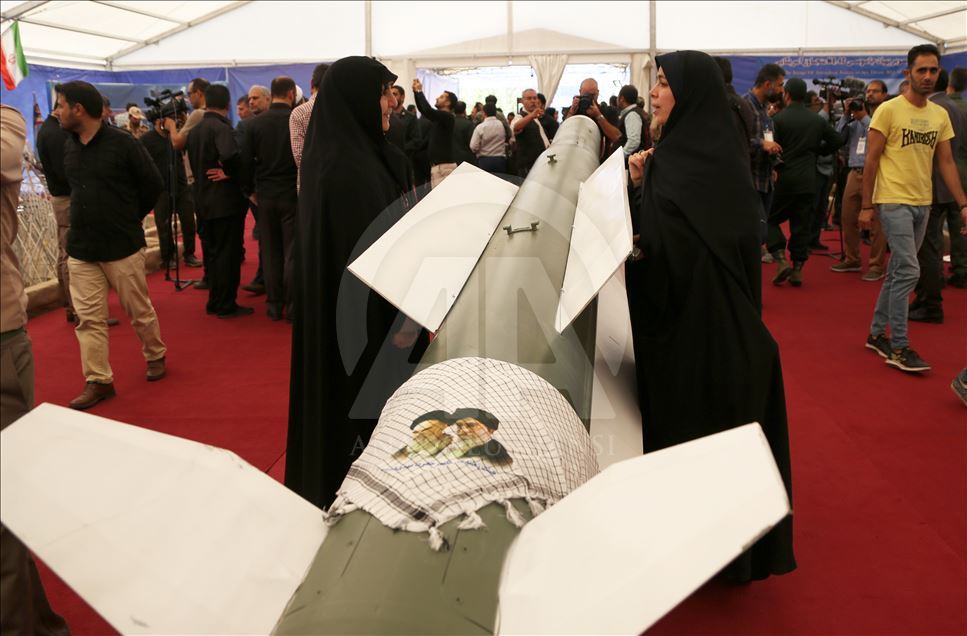 Irán exhibe vehículos aéreos no tripulados en el Museo de la Santa Defensa