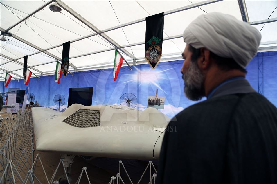 Irán exhibe vehículos aéreos no tripulados en el Museo de la Santa Defensa