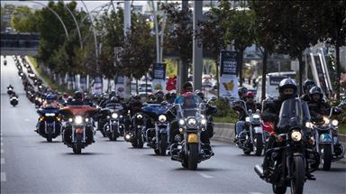 Motor tutkunları gazilerle Başkent'i turladı