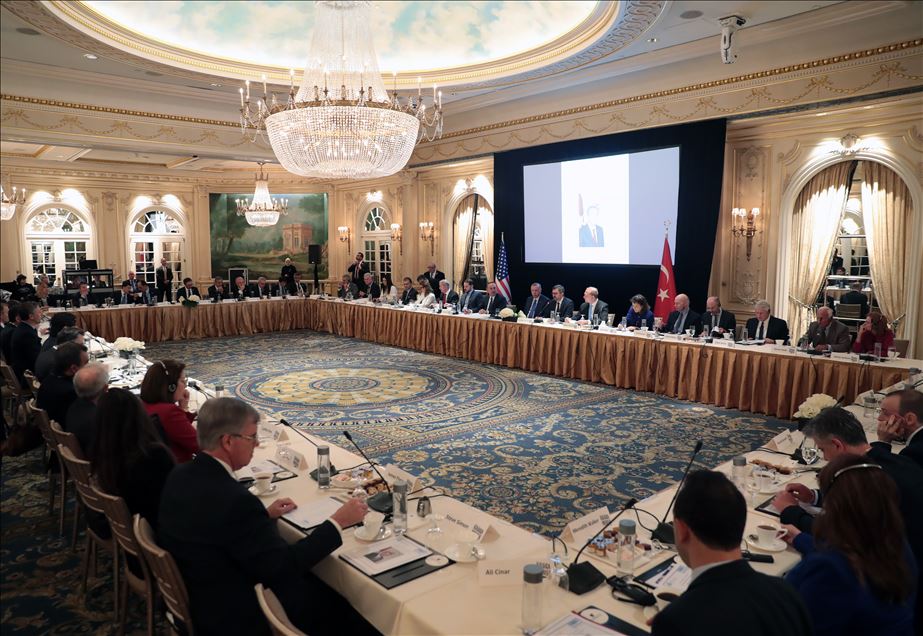 أردوغان يشارك في اجتماع لـ"معهد الشرق والغرب" في نيويورك
