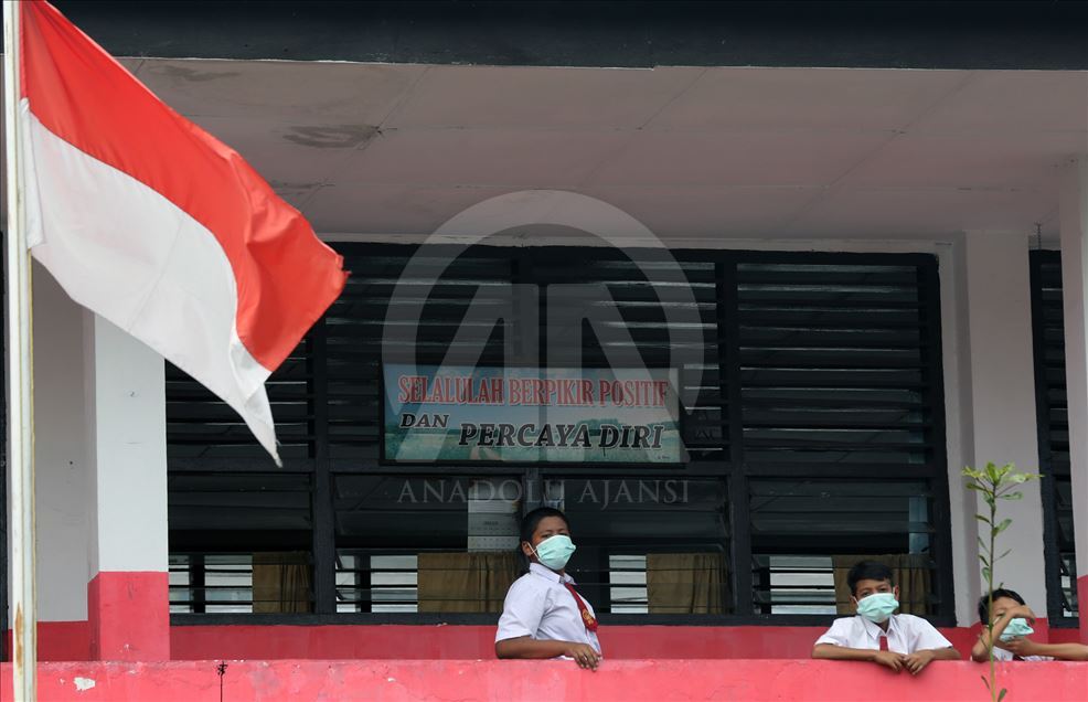 Murid SD di Medan gunakan masker hindari bahaya kabut asap